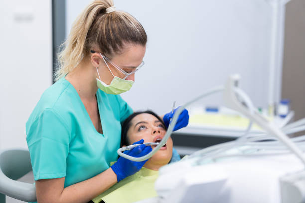 Best Emergency Dental Extractions in Belle Isle, FL